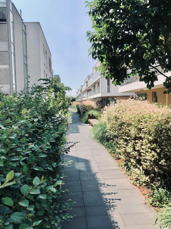 Quiet Ursynow Airport S2 Apartment Varşovia Exterior foto